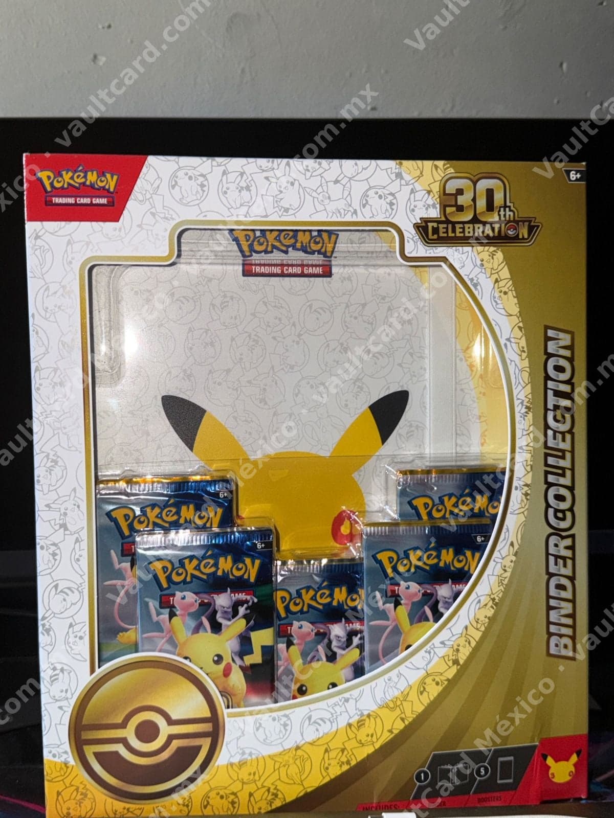 Pokémon TCG 30th Celebration Binder Collection Sellado - Inglés