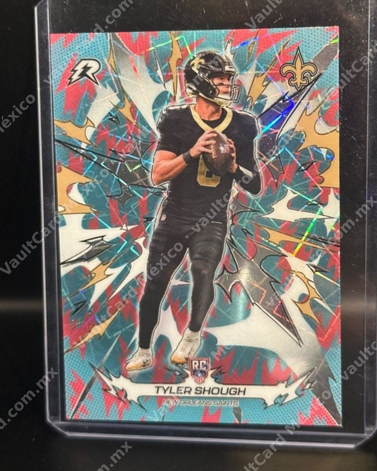 Tyler Shough RC · Topps Resurgence