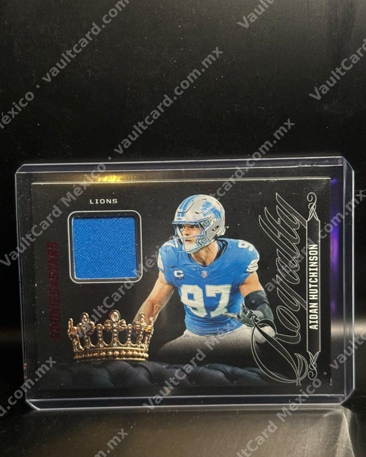 Aidan Hutchinson · Royalty (jersey)