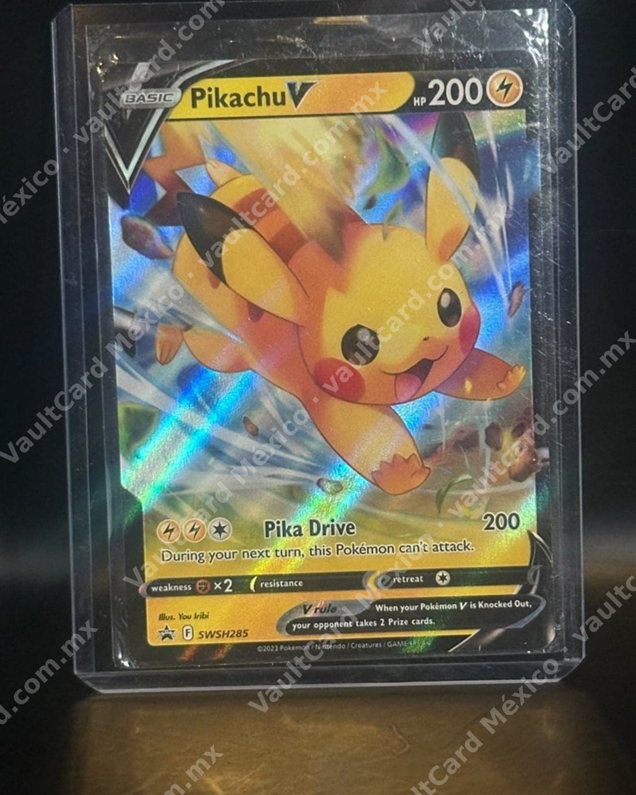 Pikachu V · Promo SWSH285 · Promo Black Star de Sword & Shield SWSH285