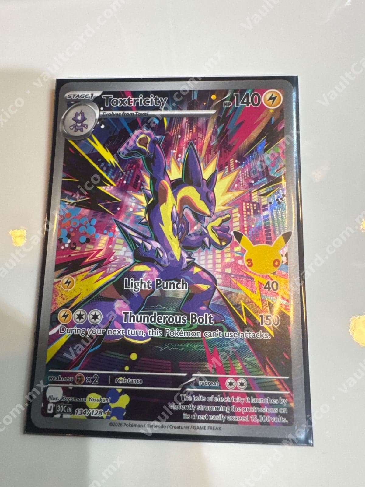 Toxtricity 134/128 - Carta Full Art Inglés