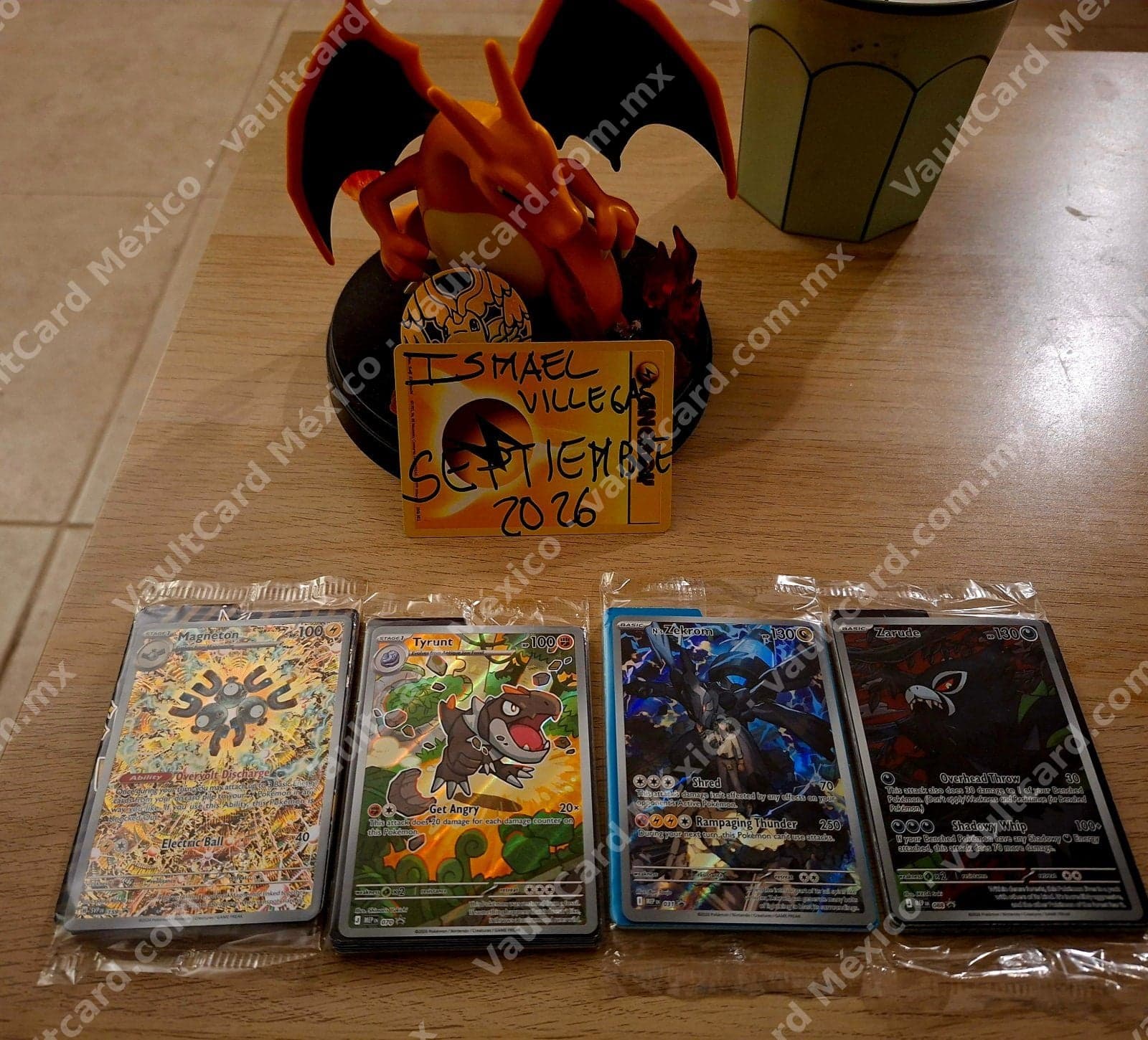 Lote de cartas Pokémon TCG - Magneton, Tyrunt, Zekrom y Zarude (Inglés) — foto 1