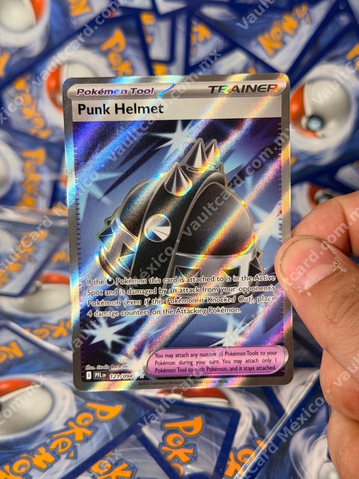 Punk Helmet 121/094 - PFL Inglés (Secret Rare)