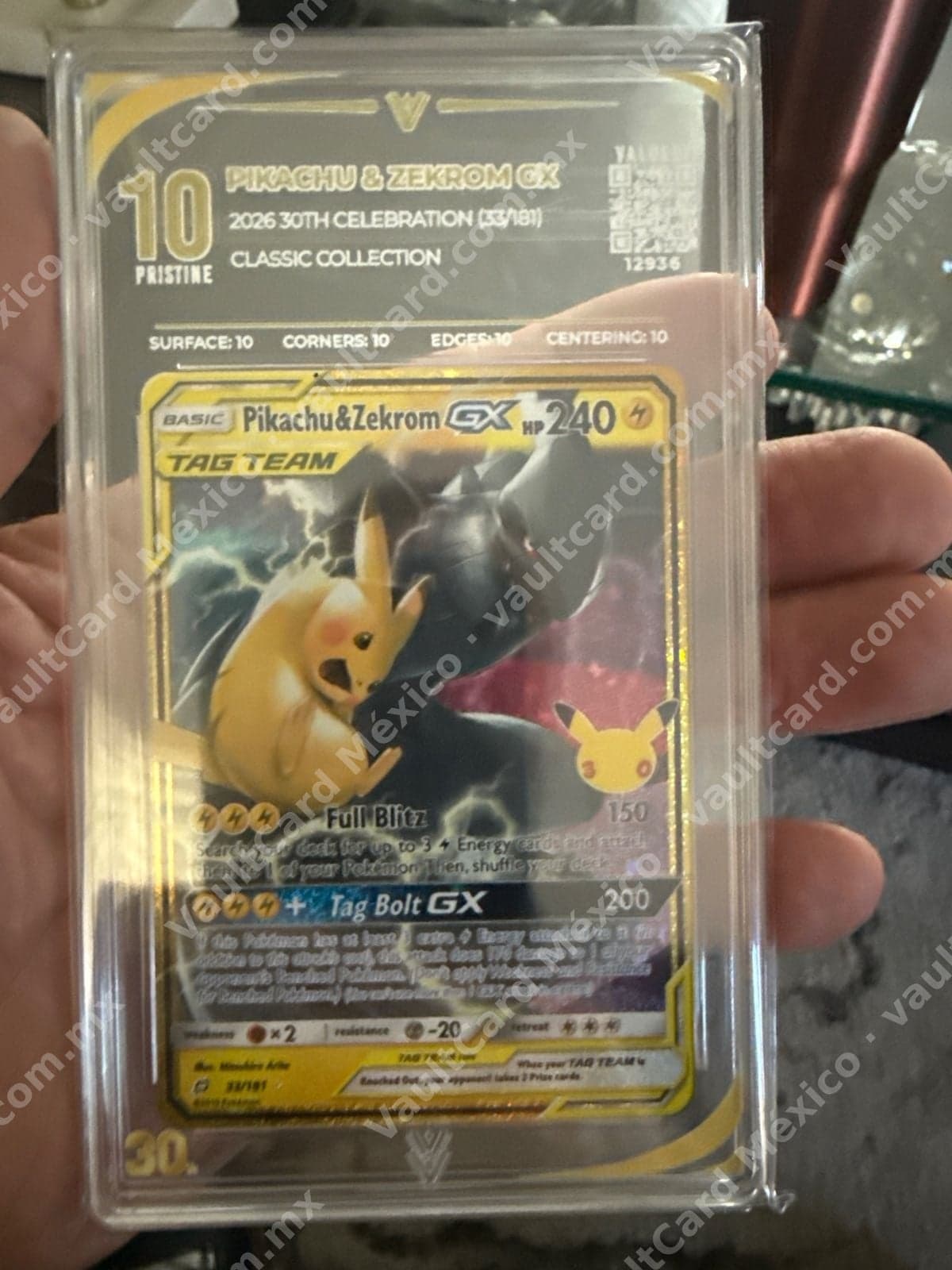 Pikachu & Zekrom GX 33/181 Tag Team - Graded 10 Pristine Inglés