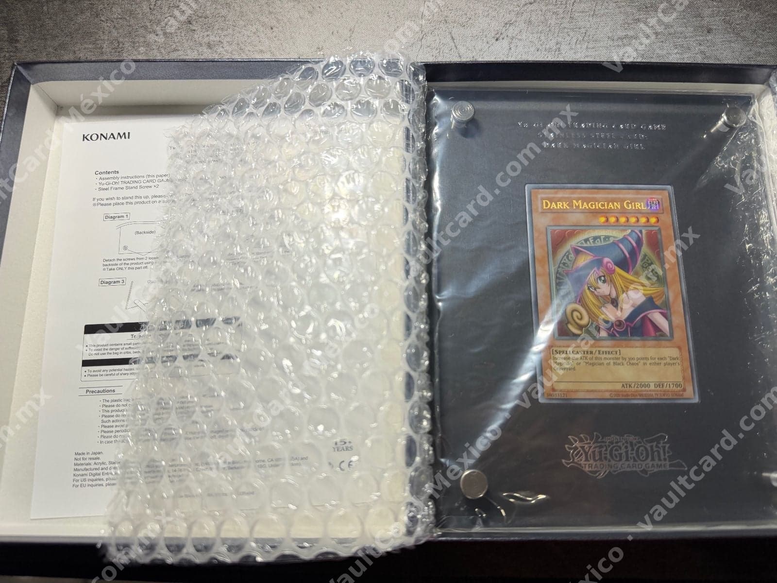 Yu-Gi-Oh! Stainless Steel Card: Dark Magician Girl - Edición Coleccionista Konami (Sellado)