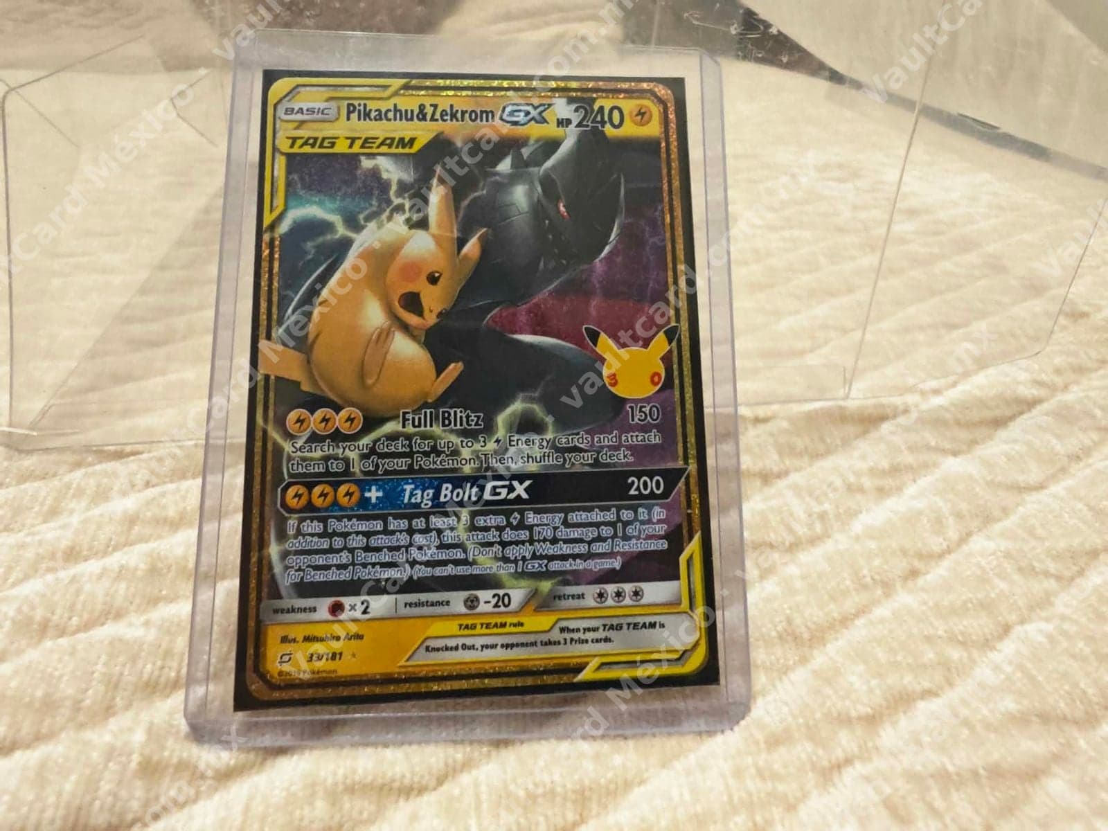 Pikachu & Zekrom GX 33/181 - Team Up (TEU) Inglés