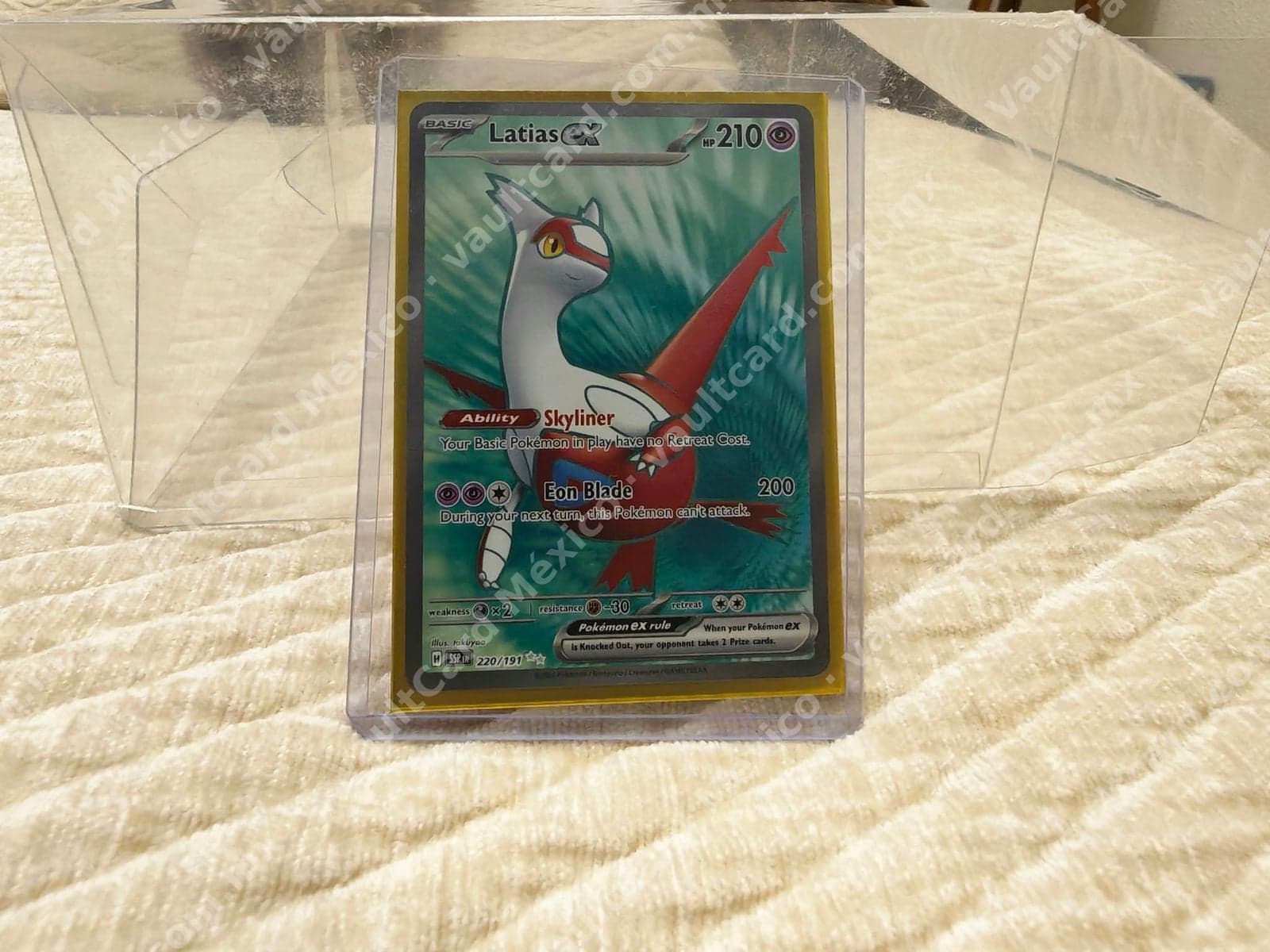 Latias ex 220/191 Gold - Surging Sparks (SSP) Inglés