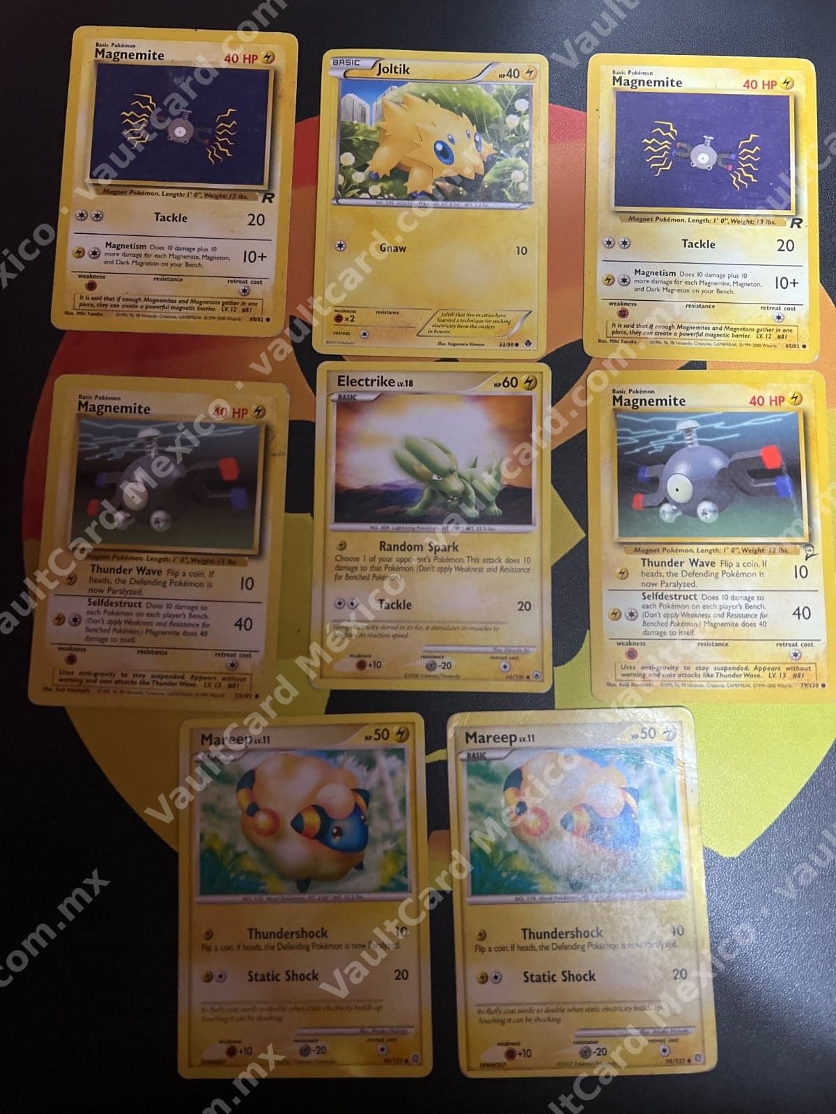 Lote 8 Cartas Pokémon Eléctricas - Magnemite, Joltik, Electrike, Mareep (Inglés)