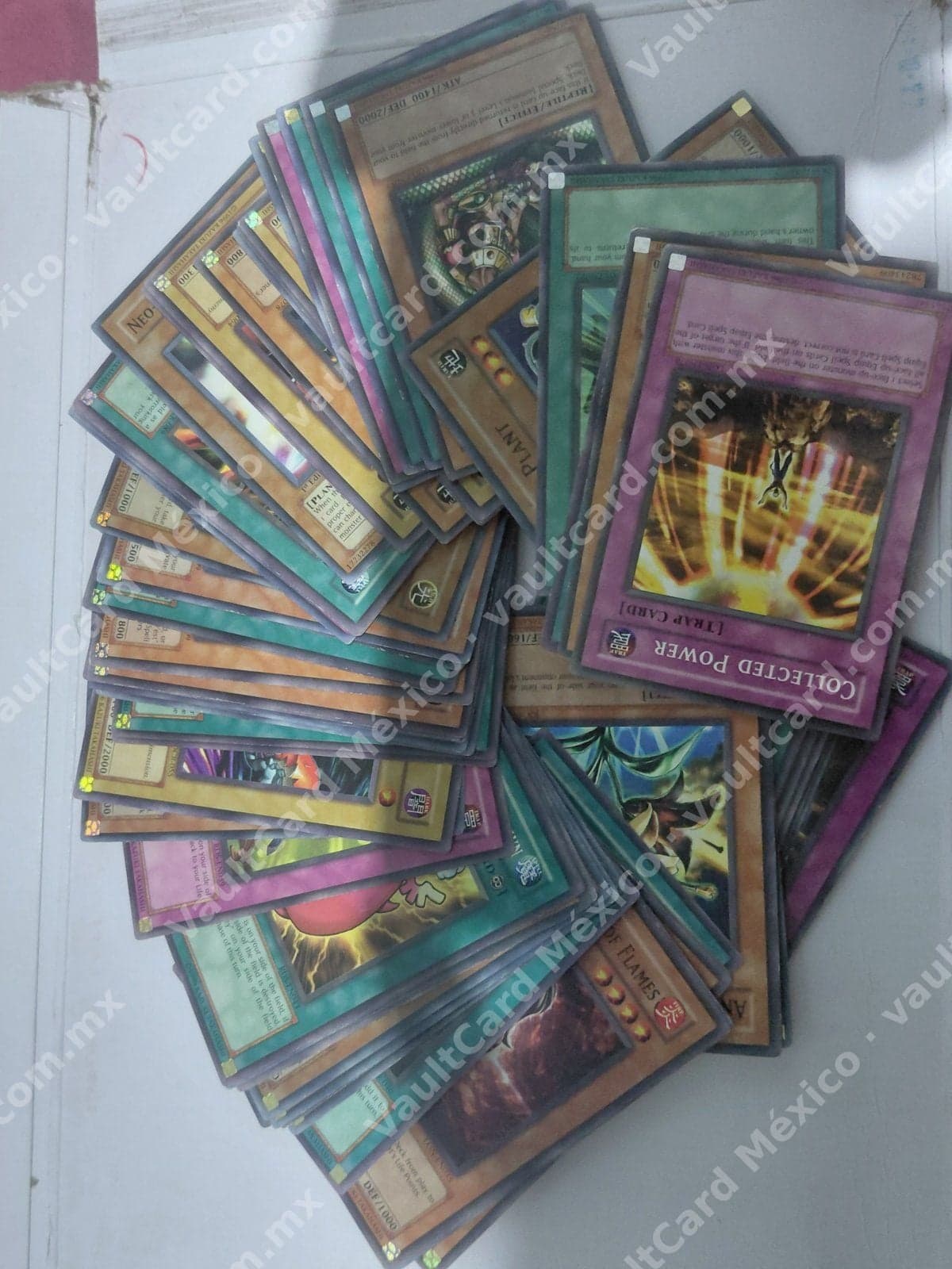 Lote de cartas Yu-Gi-Oh! en Inglés - Varias cartas surtidas