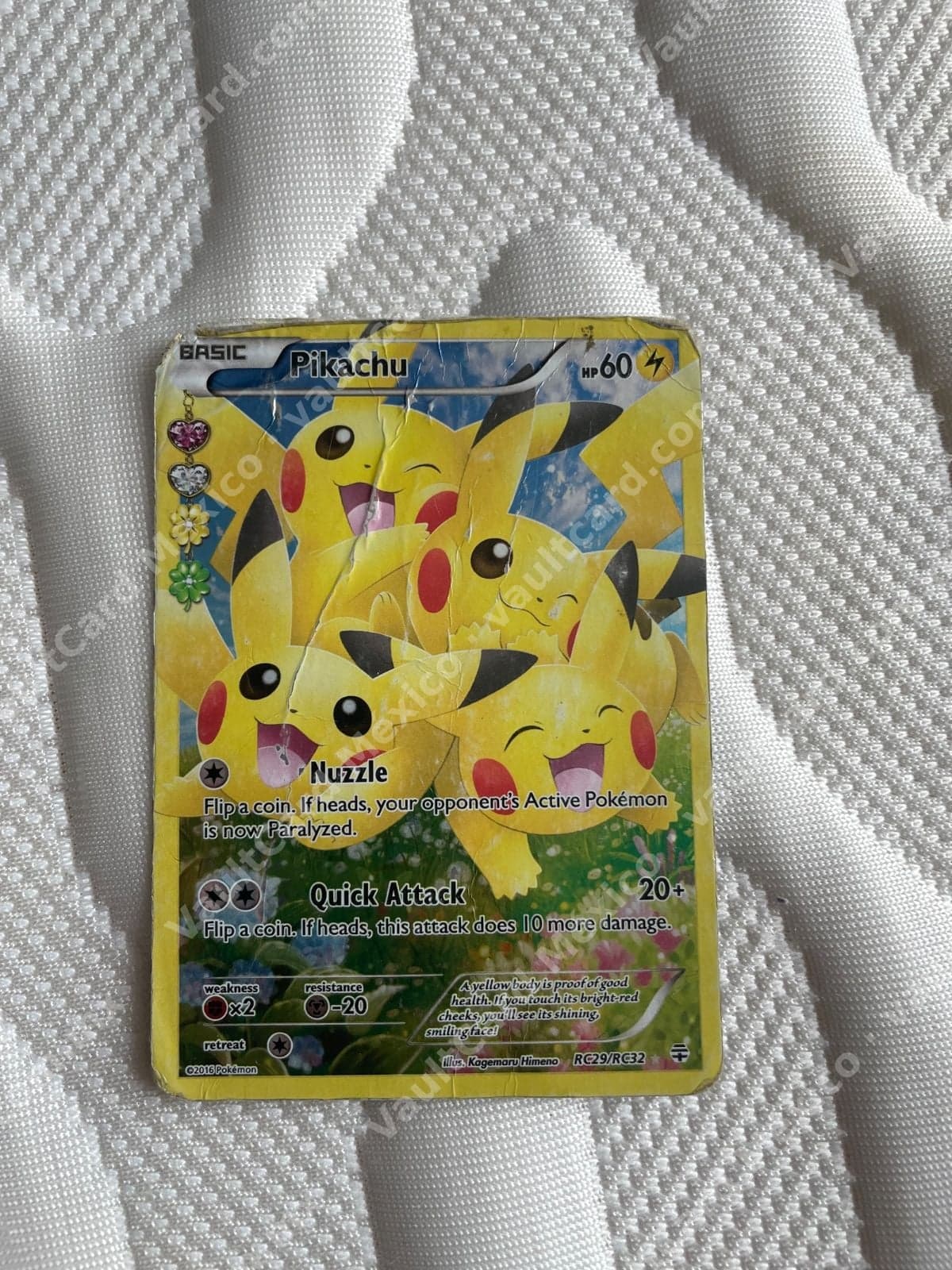 Pikachu RC29 , SÚPER DAÑADA.