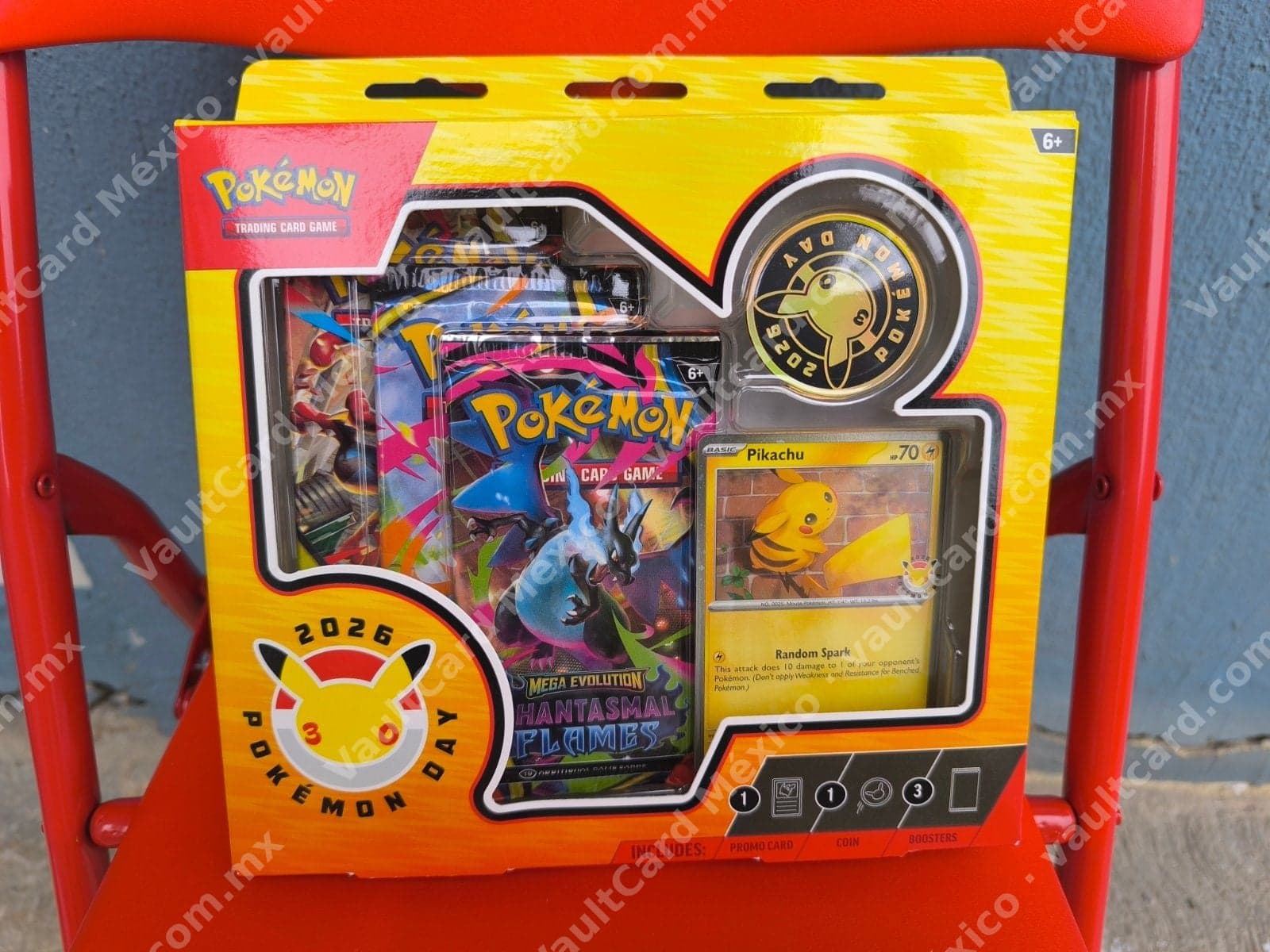 Pokémon Day 2026 - Carta Promo Pikachu + Moneda + 3 Sobres (Inglés)