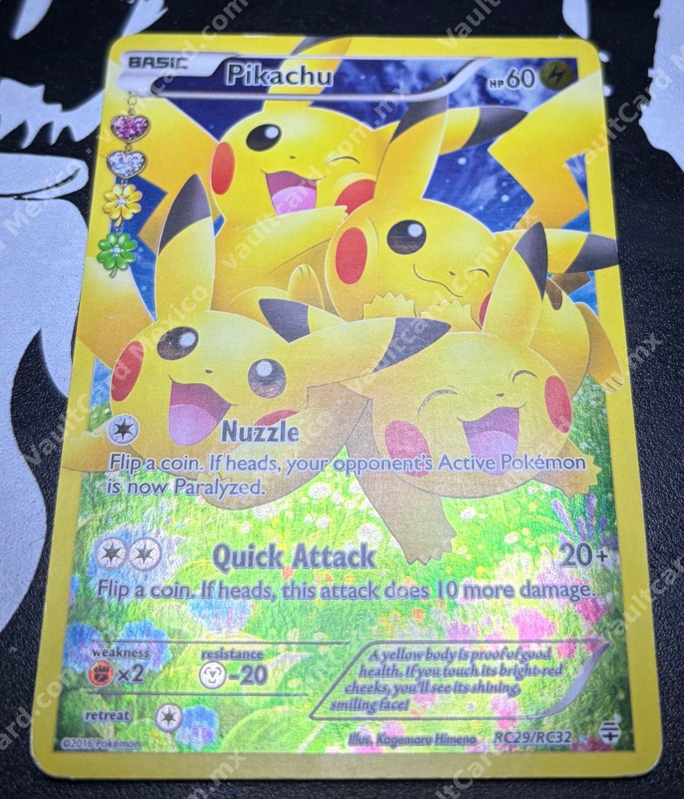 Pikachu Full Art RC29/RC32 - Generations Radiant Collection Inglés