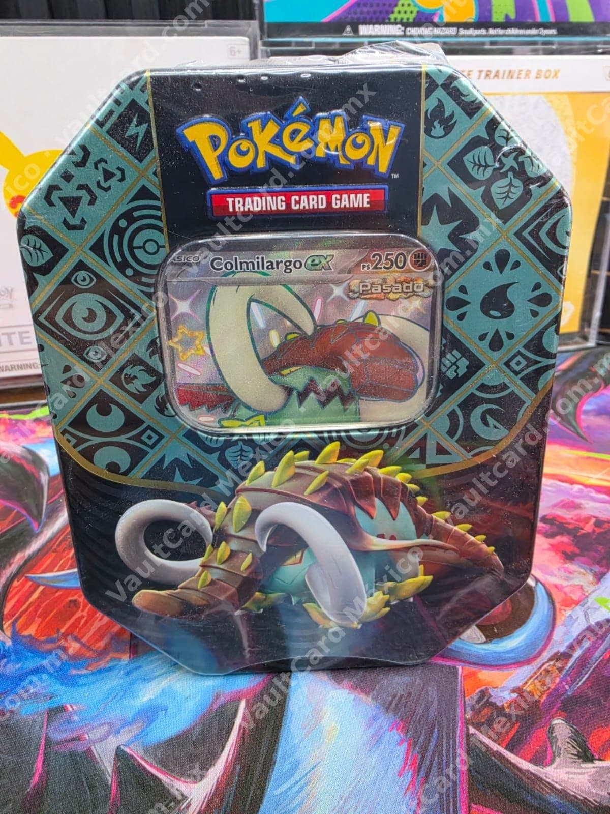 Lata Pokémon TCG Colmillargo ex - Sellada Español