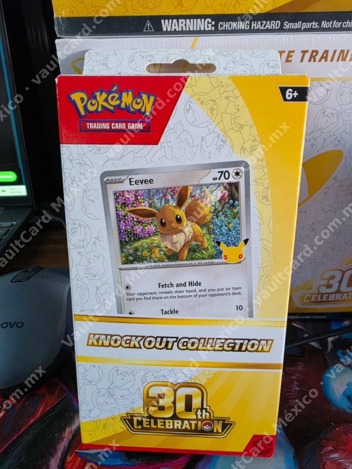 Pokémon TCG Knock Out Collection 30th Celebration - Eevee (Sellado) Inglés