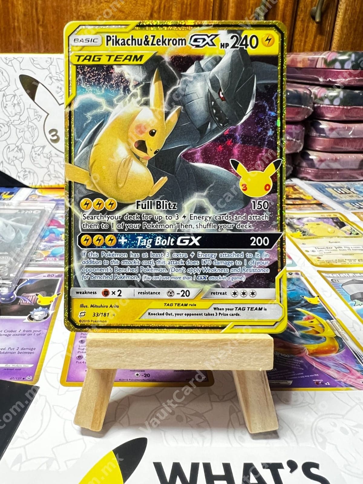 Pikachu & Zekrom GX 33/181 30th Celebration - Team Up (TEU) Inglés Tag Team