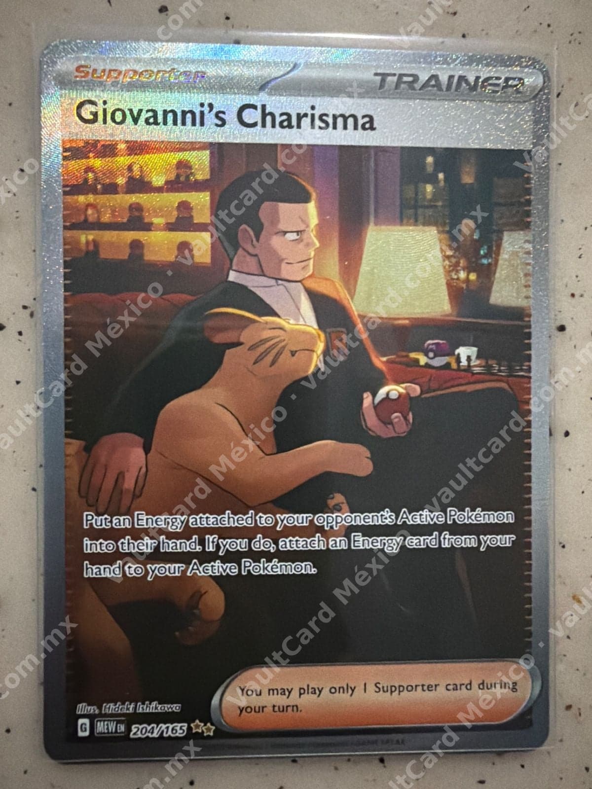 Giovanni's Charisma 204/165 - 151 (MEW) Inglés - Special Illustration Rare