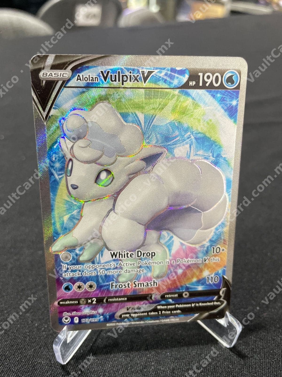 Alolan Vulpix V 173/195 - Silver Tempest Inglés Full Art