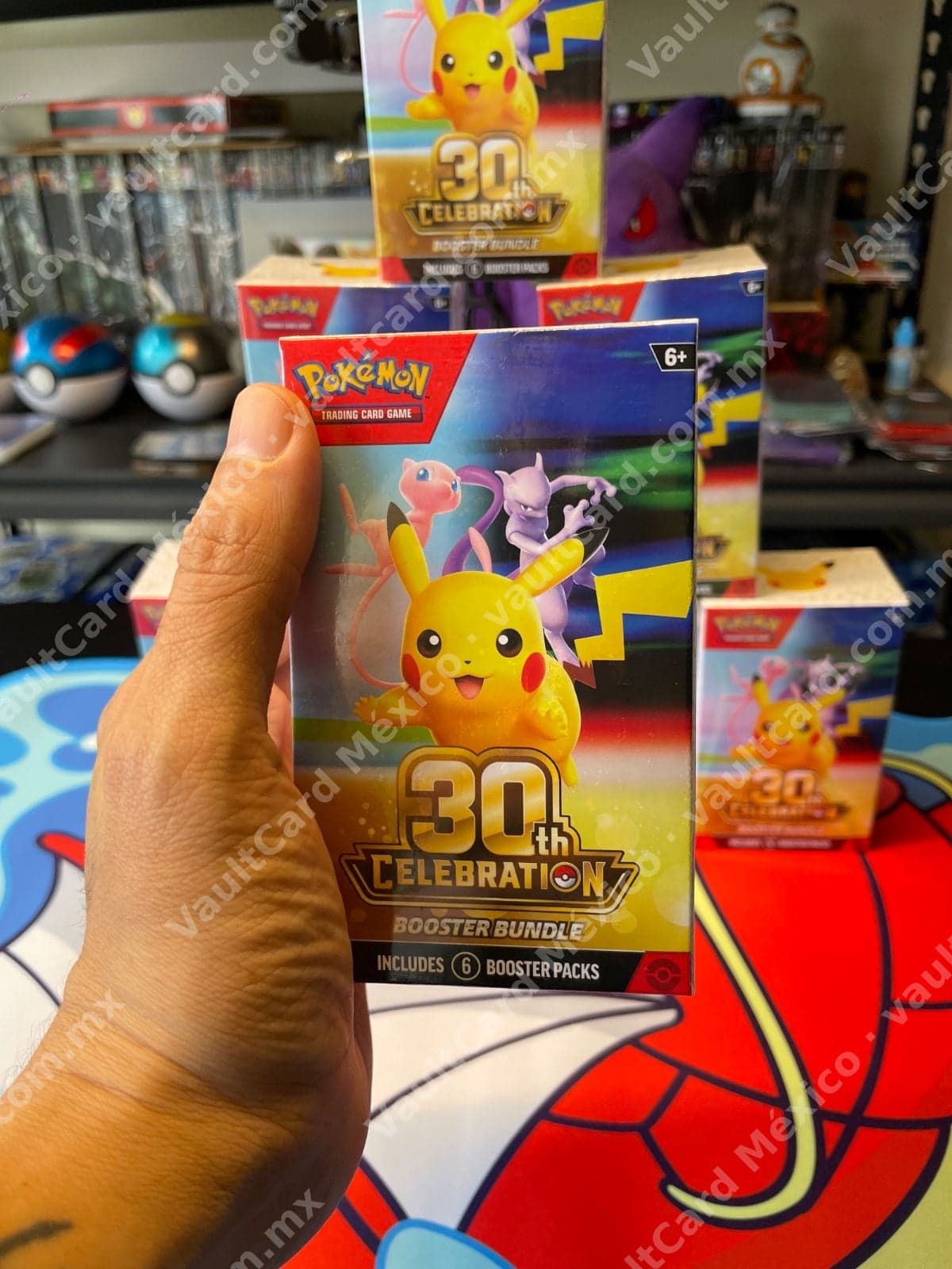 Pokémon TCG 30th Celebration Booster Bundle - 6 Sobres Sellados (Inglés)