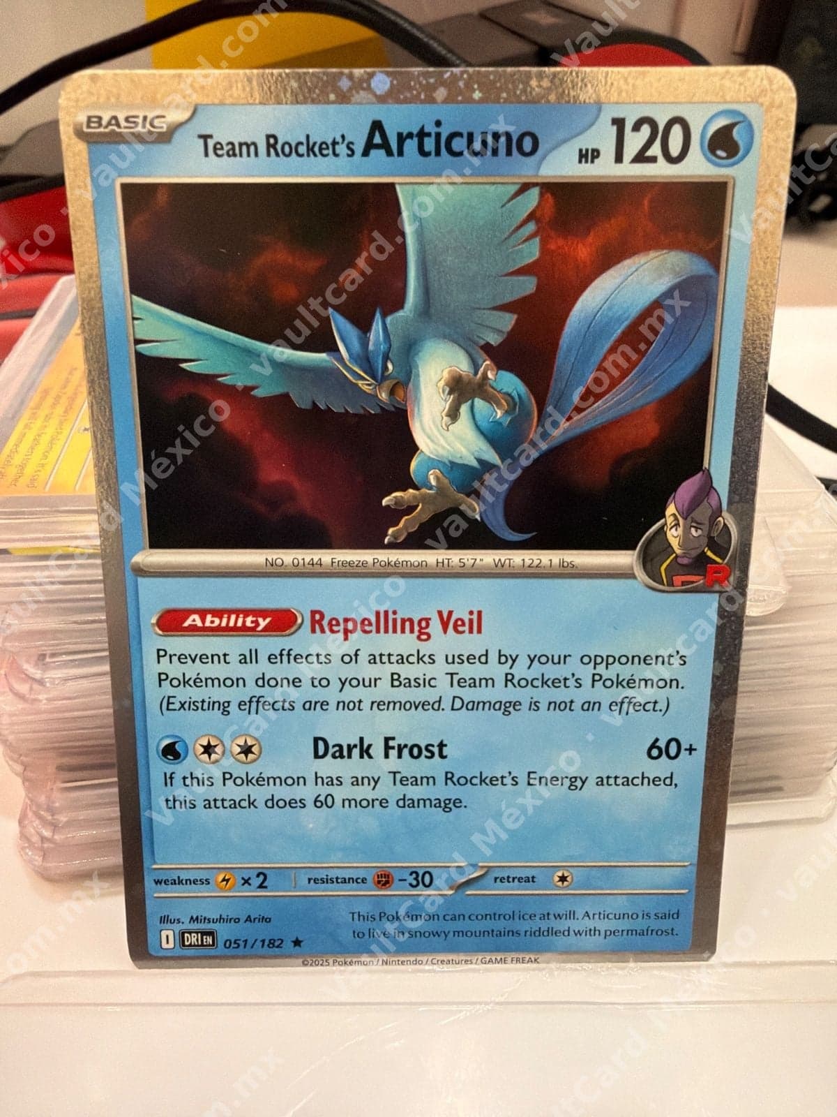 Team Rocket's Articuno 051/182 - (DRI) Inglés