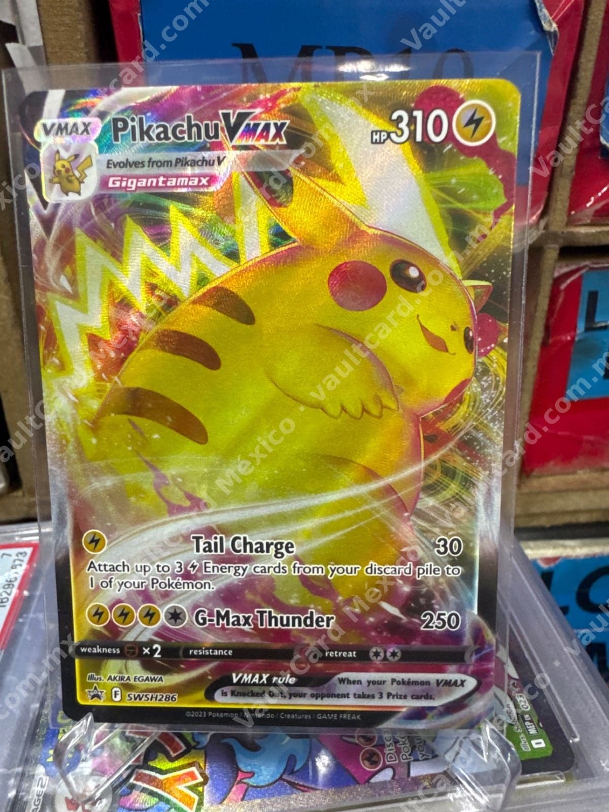 Pikachu VMAX SWSH286 - Black Star Promo Inglés