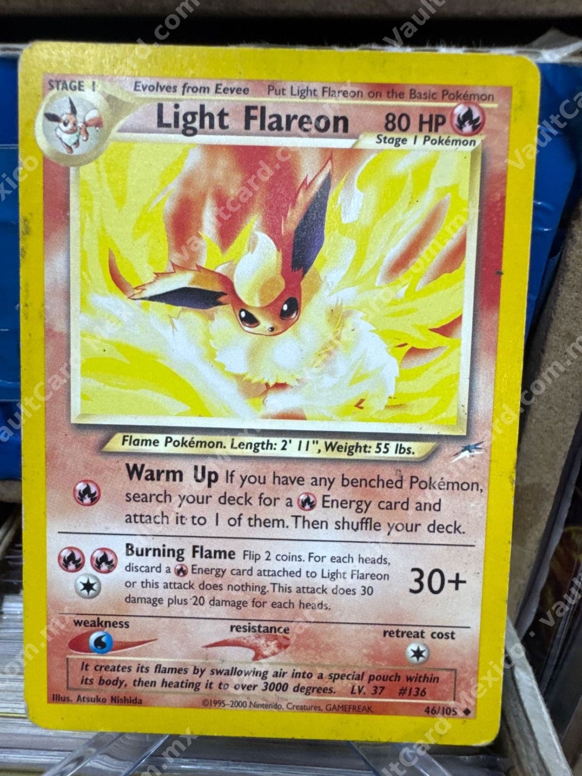 Light Flareon 46/105 - Neo Destiny Inglés