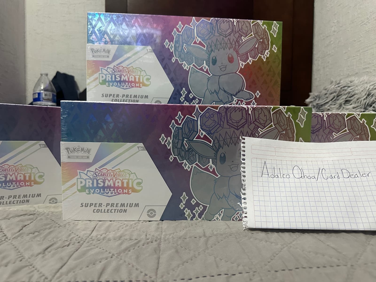 Pokémon Prismatic Evolutions Super-Premium Collection - Sellado y Original en Inglés
