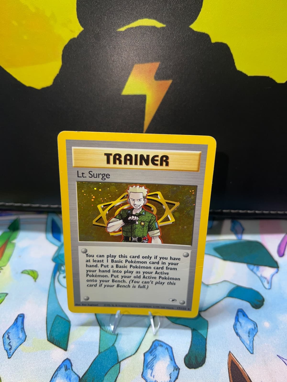Lt. Surge 17/132 - Gym Heroes Inglés Holo Trainer