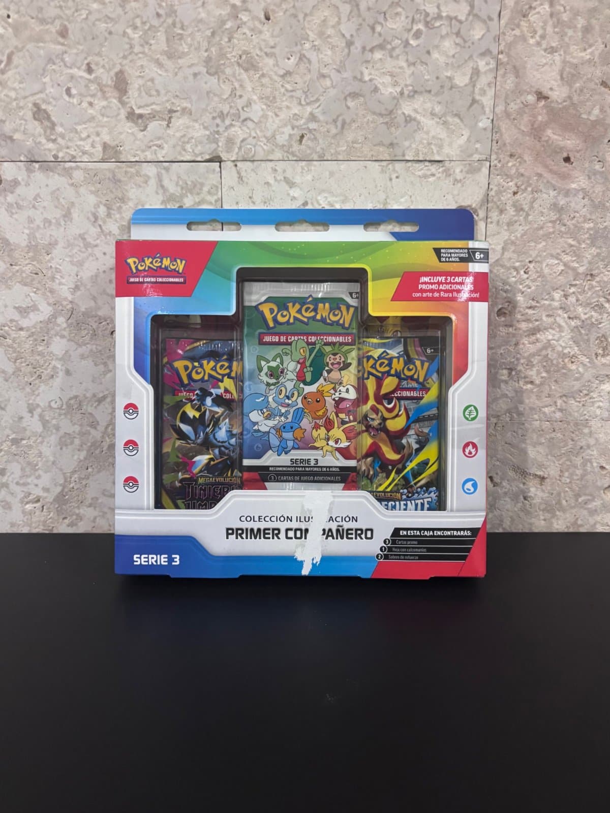 Colección Ilustración Primer Compañero Serie 3 - Pokémon TCG Español Sellado