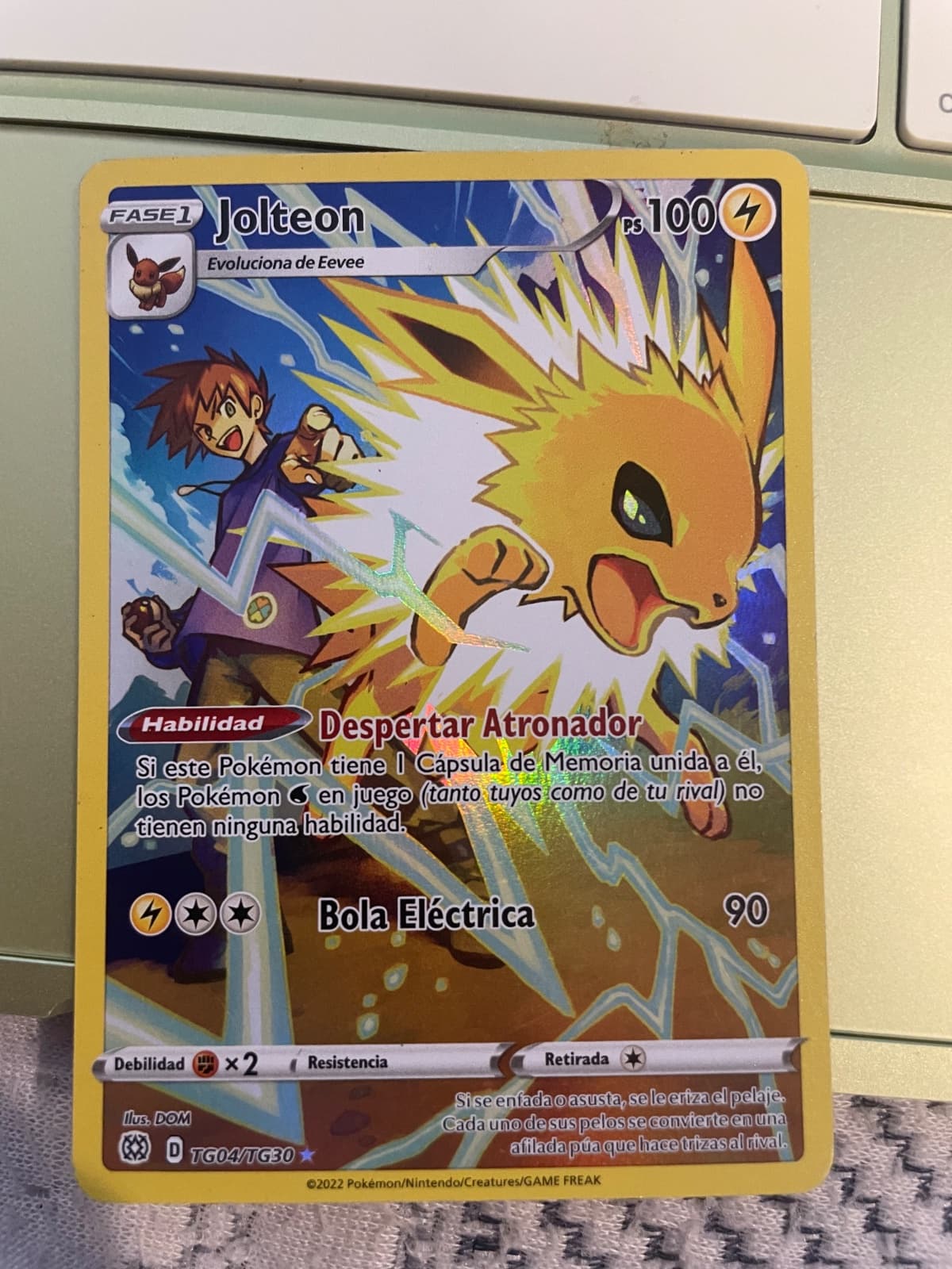 Jolteon TG04/TG30 - Galería de Entrenadores (Estrellas Brillantes) Español