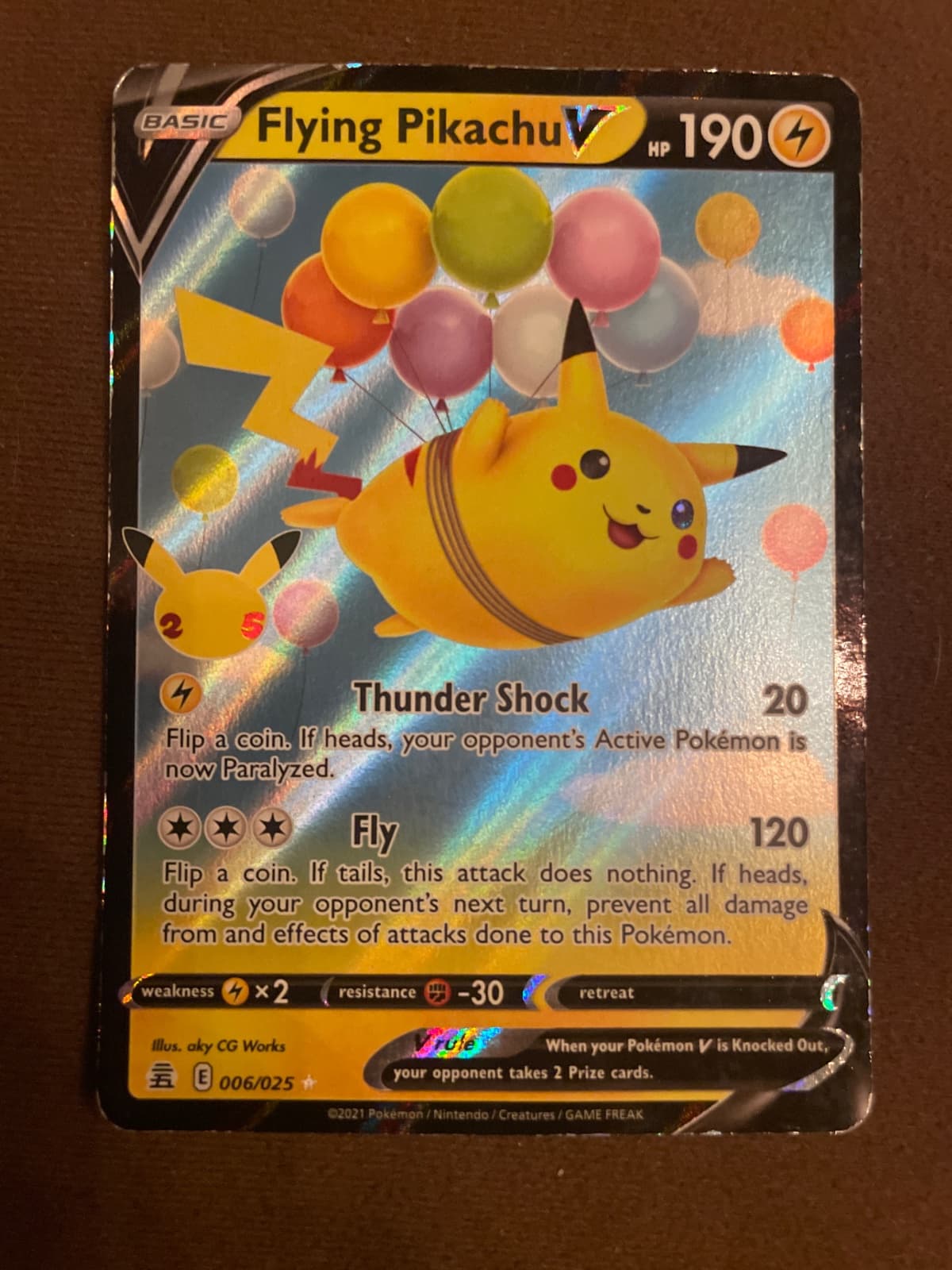 Flying Pikachu V 006/025 - Celebrations (CEL) Inglés