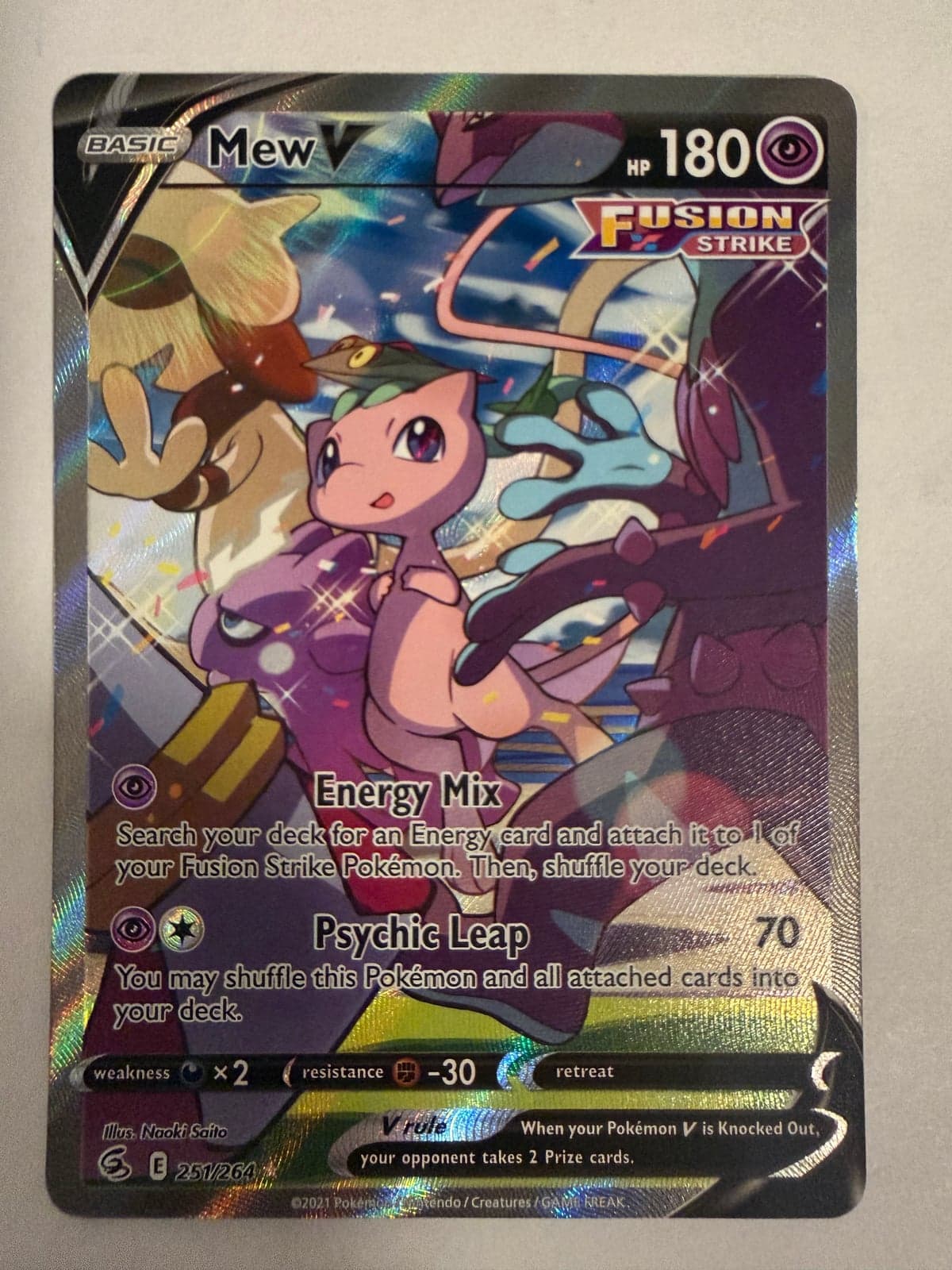 Mew V 251/264 Full Art - Fusion Strike Inglés