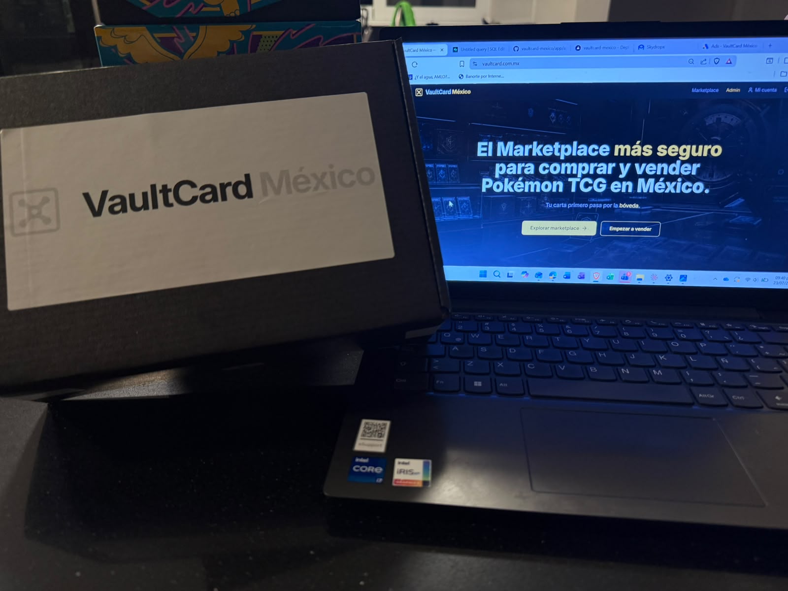 Empaque VaultCard listo para envío